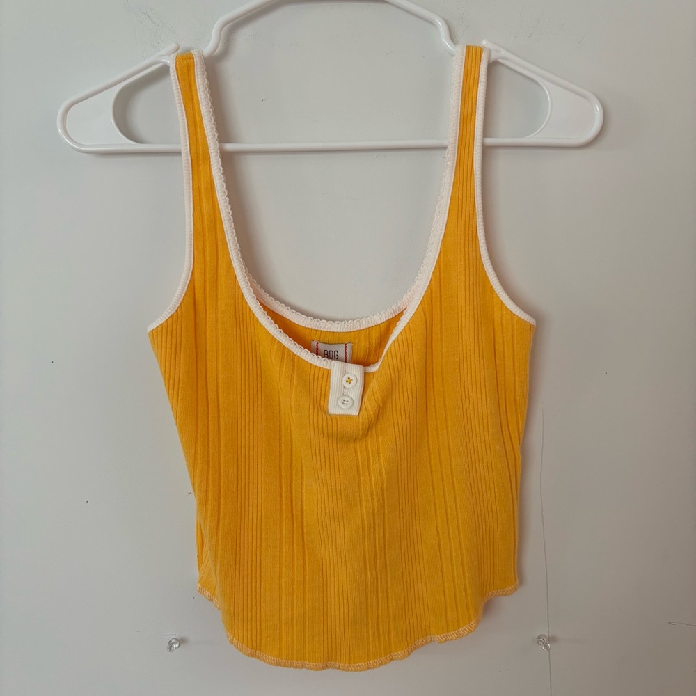 urban outfitters bdg yellow/orange ribbed button lace trim cropped tank top.🧡